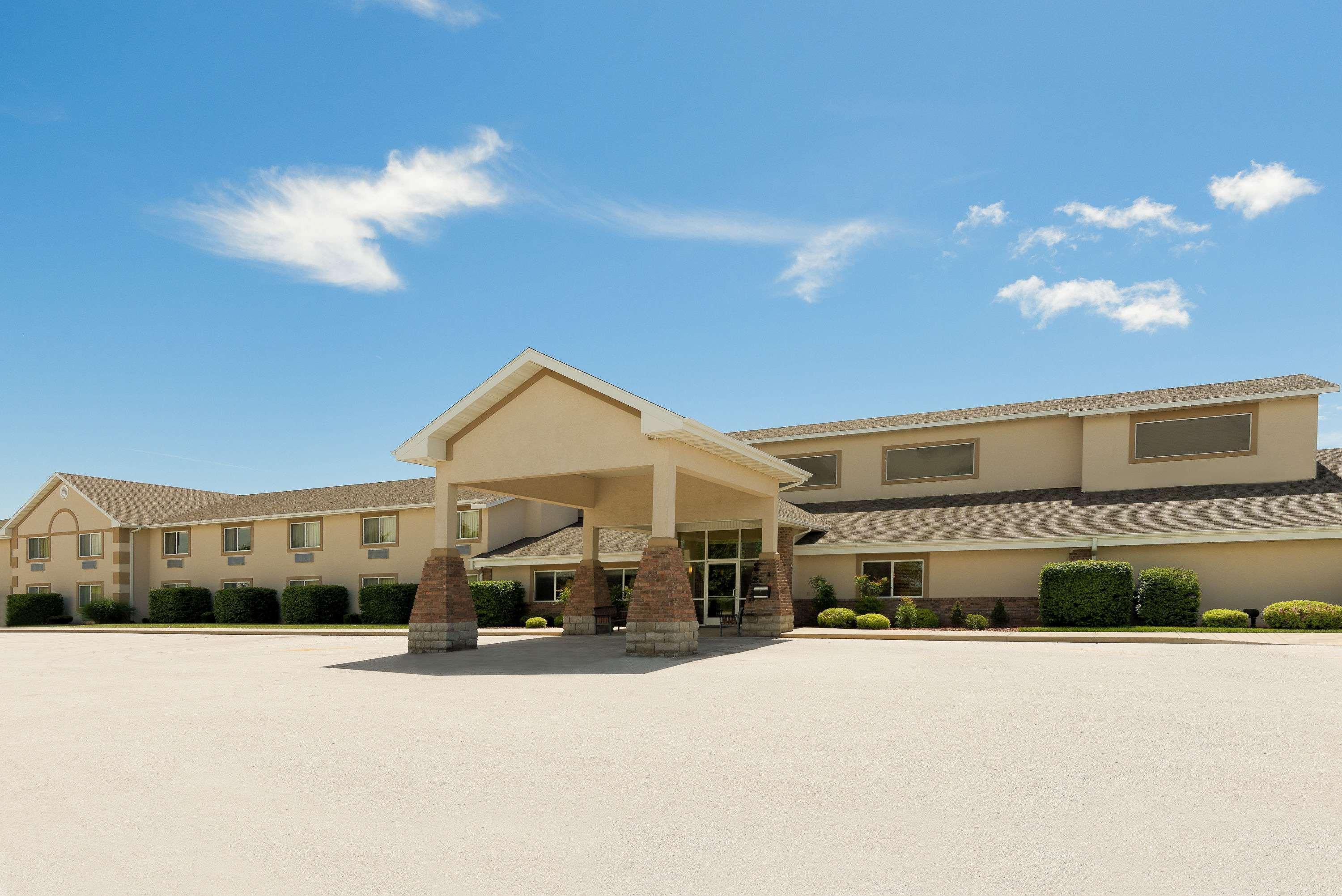 Americinn By Wyndham Republic Kültér fotó